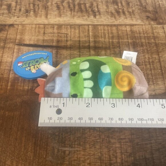 NWT Cats vs Pickles #188 Leaf Pickleson - 4” Beanbag Plush - Blue Wave Series 1 - Picture 8 of 9